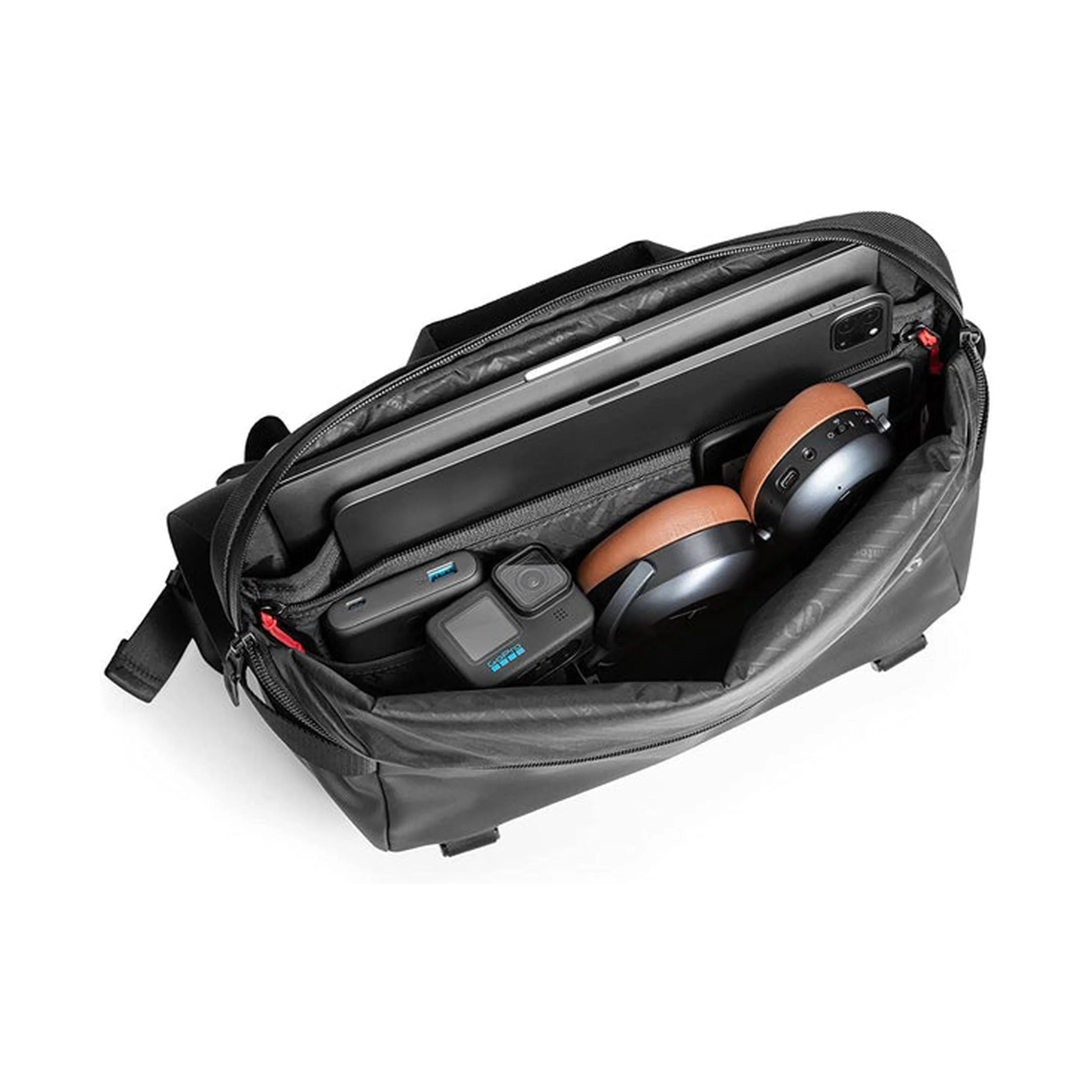 Tomtoc Explorer-T21 Sling Bag - Large (Black) (T21L1D1) - Image 4