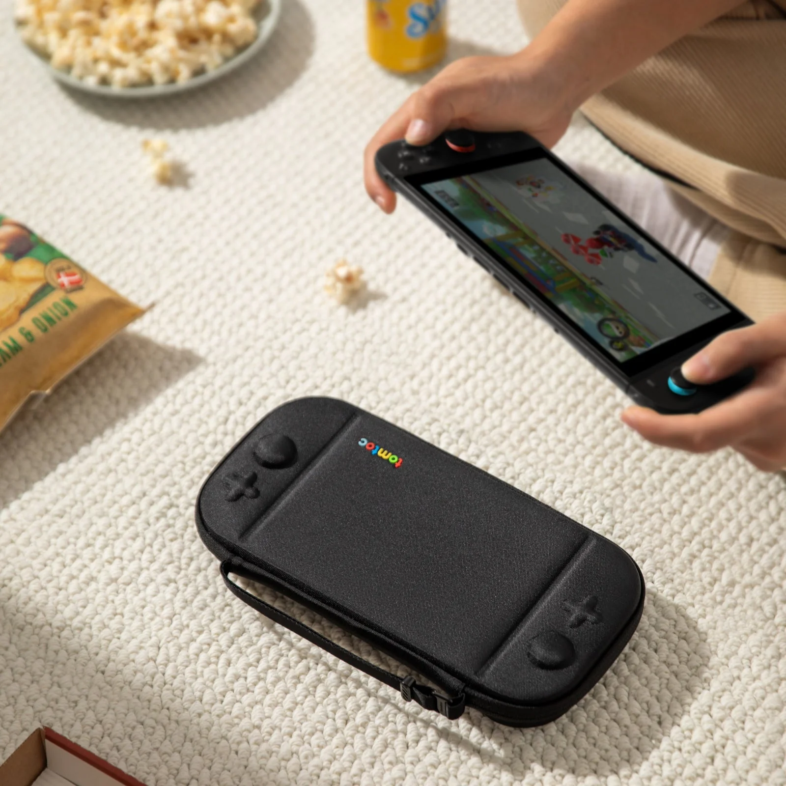 Tomtoc FancyCase G05 Slim Case for Nintendo Switch 2 (Black, Gray) - Image 6