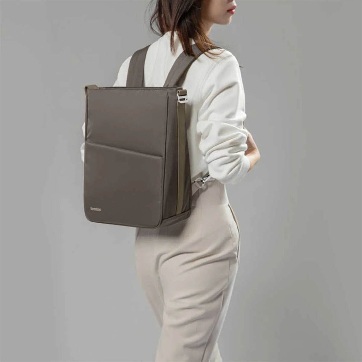 Tomtoc SLASH-H63 Laptop Backpack/Shoulder BAG 14-Inch (Taupe) (H63C1K1 / T62M1K1) - Image 12