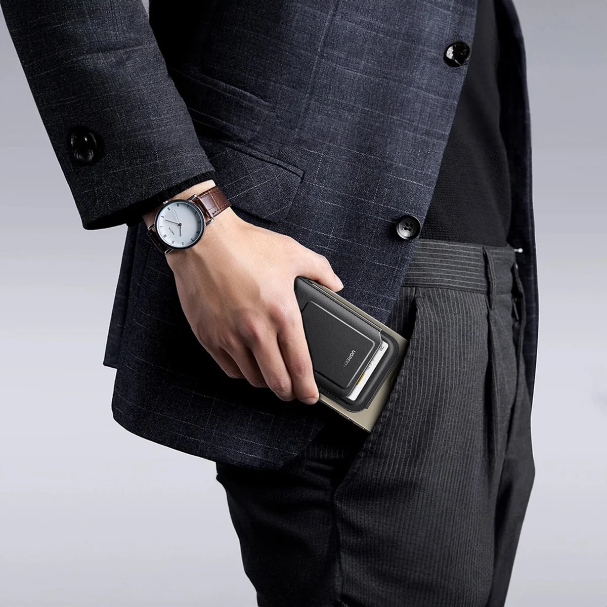 Ugreen Magnetic Wallet with Stand (LP836/45165) - Image 3