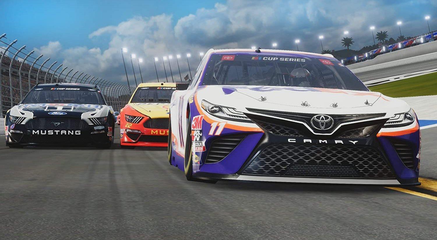 XBOX ONE Nascar Heat 5 (US) - Image 4